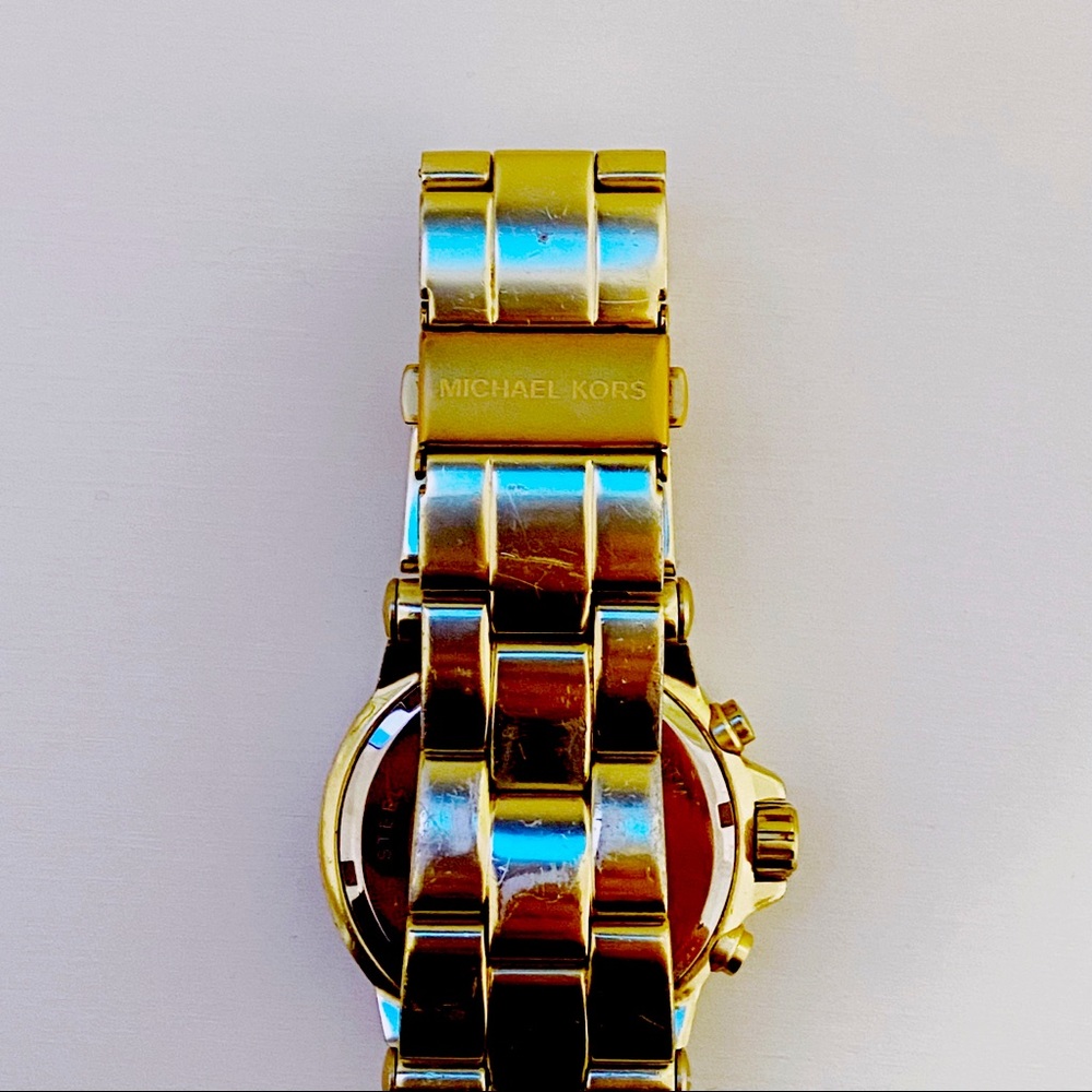 Michael Kors Gold Watch - Picture 7 of 7